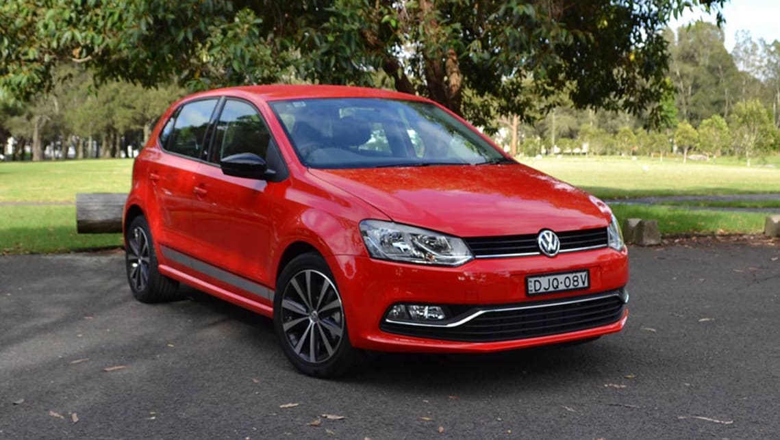 volkswagen polo beats 2017 red %281%29