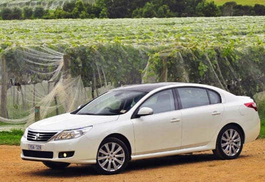 Renault latitude review Renault latitude review