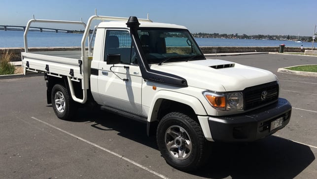 Toyota Lc76 Landcruiser Gxl 70 Series Wagon 2017 Review ...