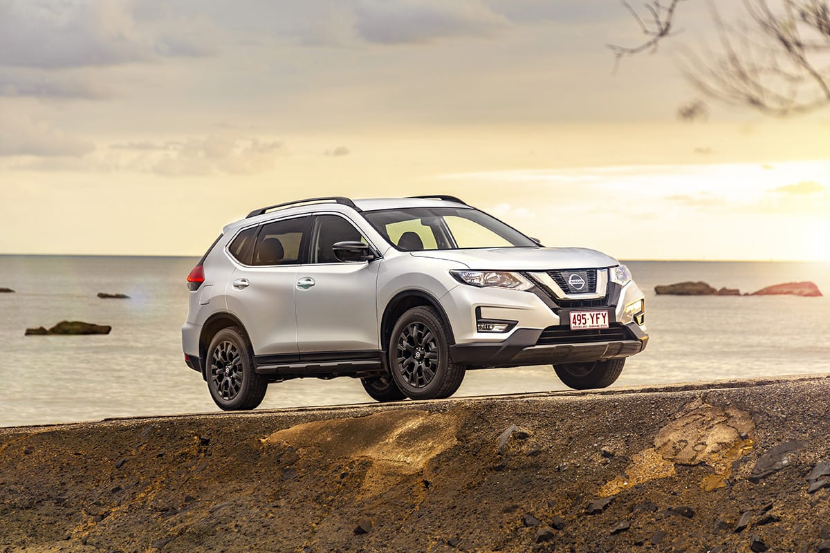 Отличие se le nissan x trail