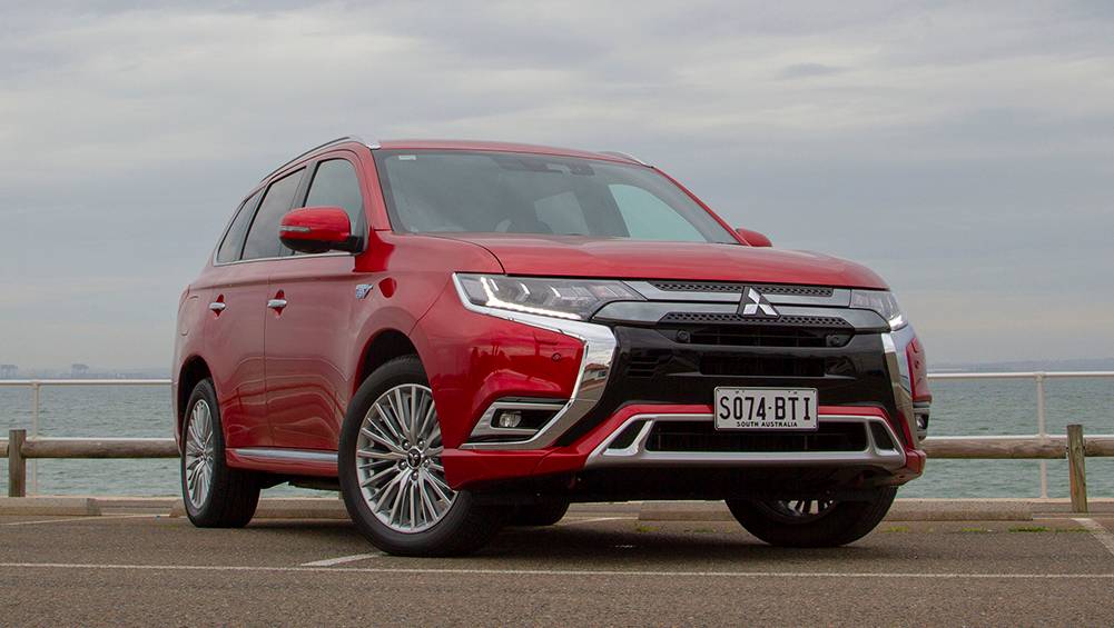 Mitsubishi Outlander Phev Exceed 2019 Review Carsguide