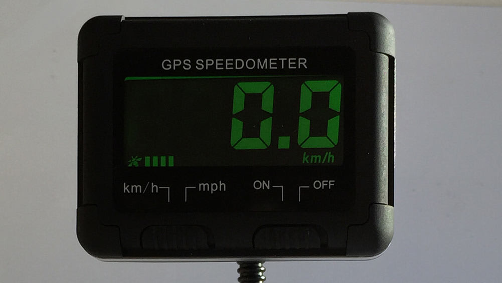 Digital Gps Speedo Offers Peace Of Mind In Older Cars