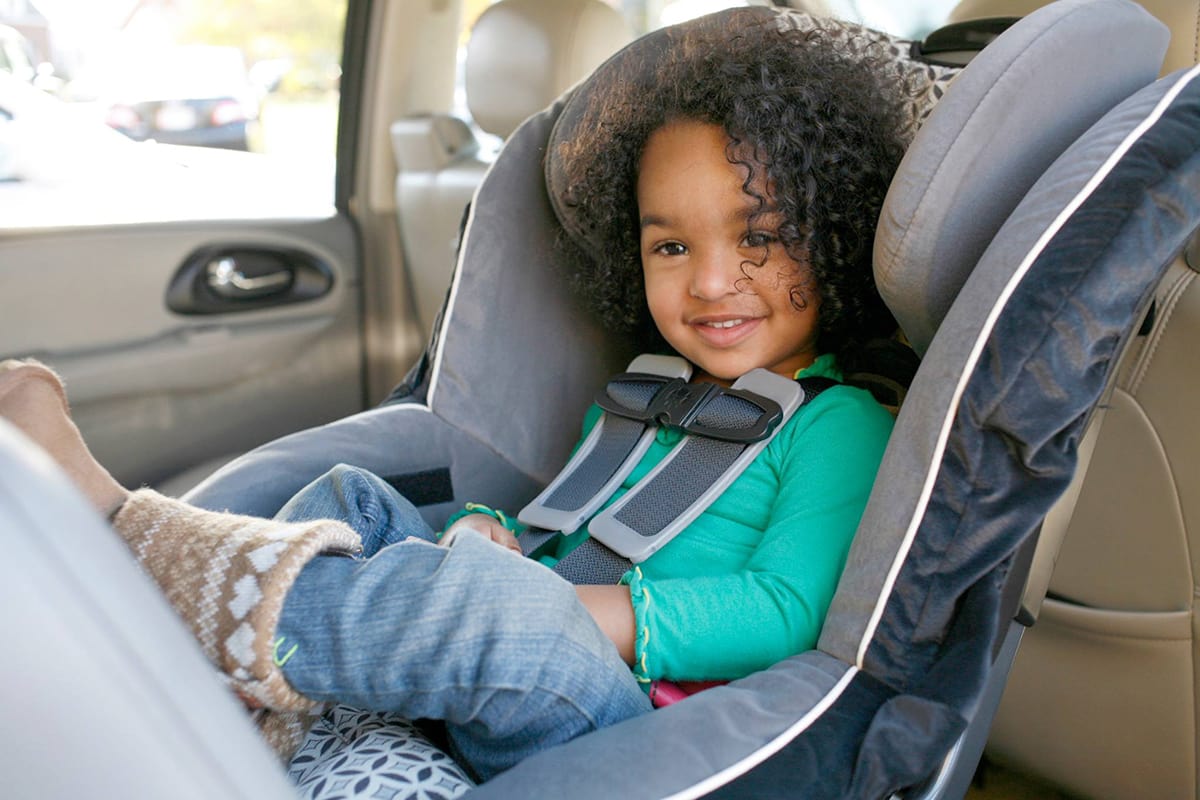 Kia Optima: Installing a child restraint on a front passenger’s seat is forbidden Kia Optima: Installing a child restraint on a front passenger’s seat is forbidden