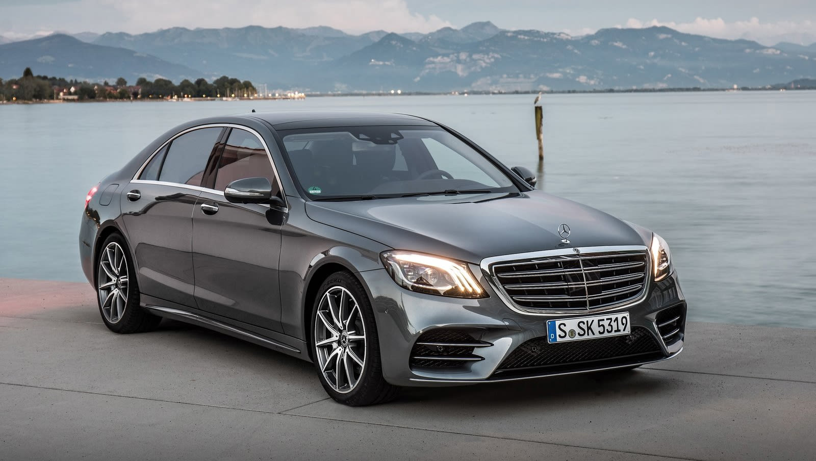 MercedesBenz S350d 2018 review snapshot CarsGuide MercedesBenz S350d 2018 review snapshot CarsGuide