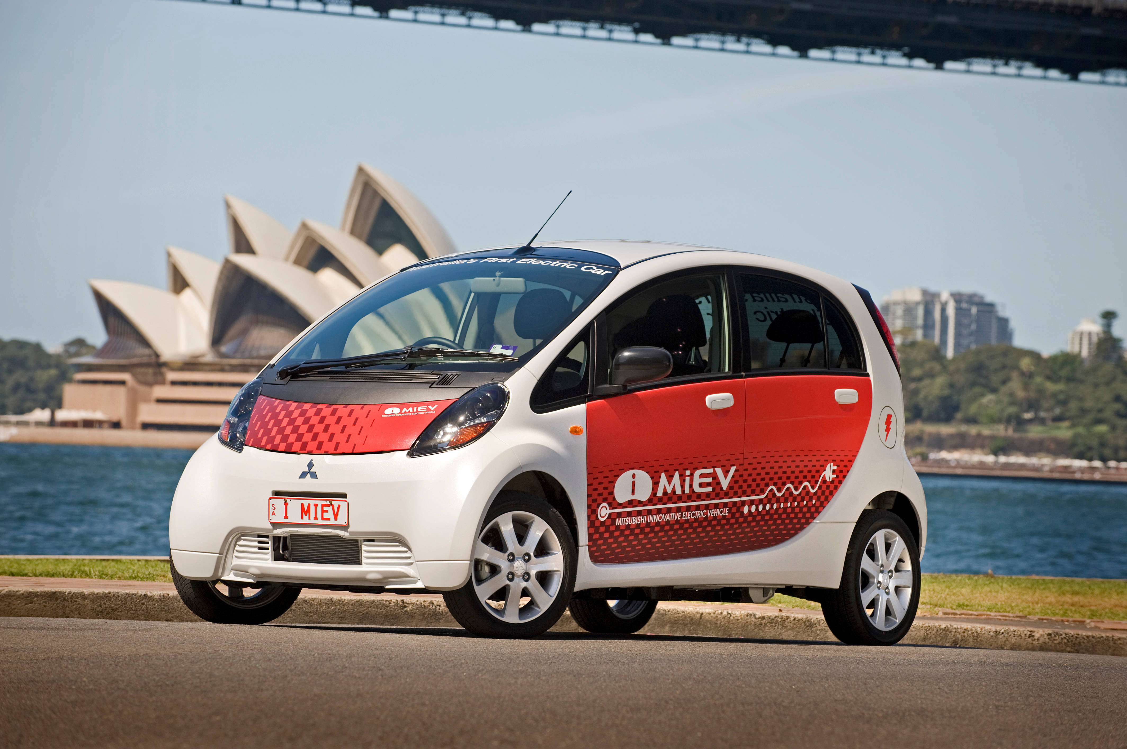 Why Australians aren't buying electric cars yet Car News CarsGuide