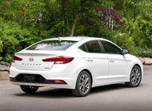 Hyundai Elantra Limited  2019  -   