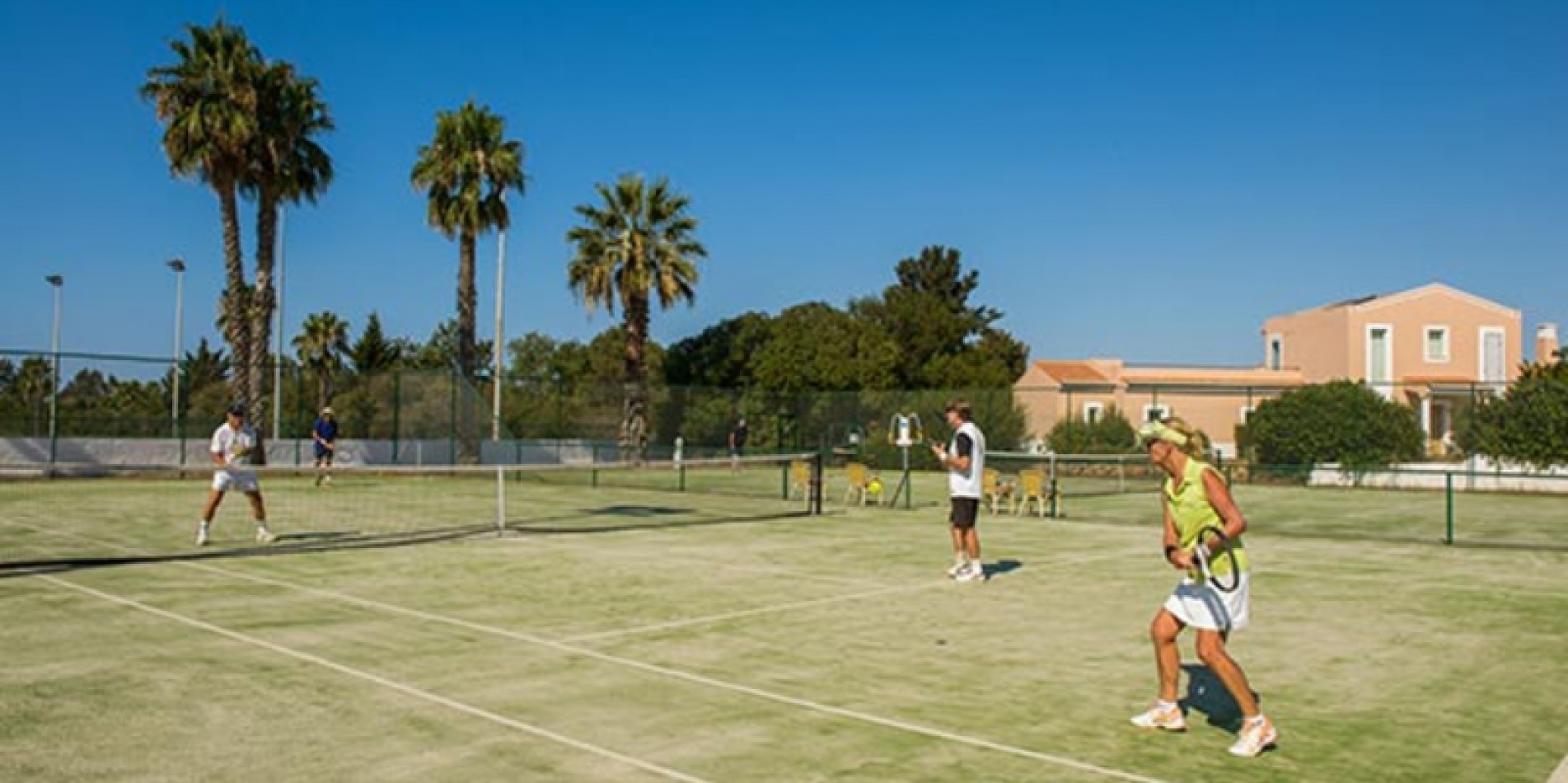 TENNIS COURT RENTAL