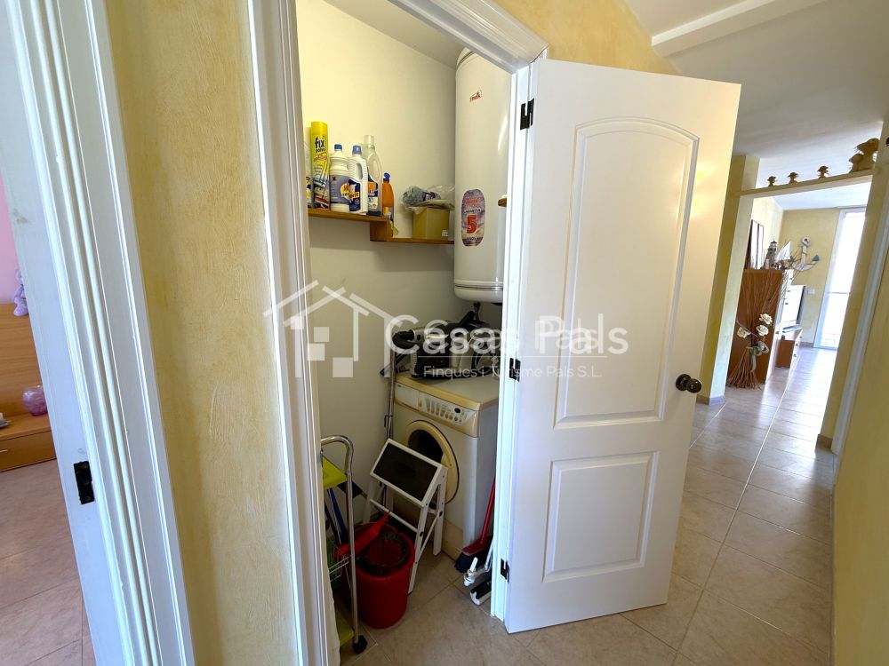 Apartament amb grans terrasses a la platja de Pals