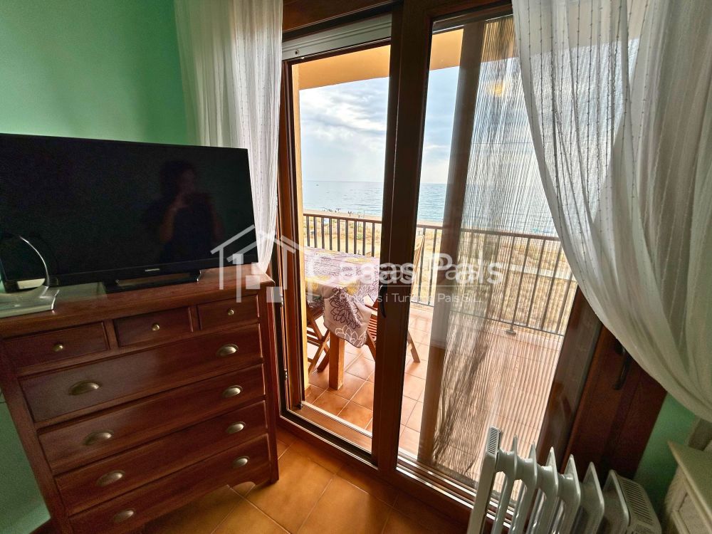 Primera línia de mar a Platja de Pals amb vistes de somni