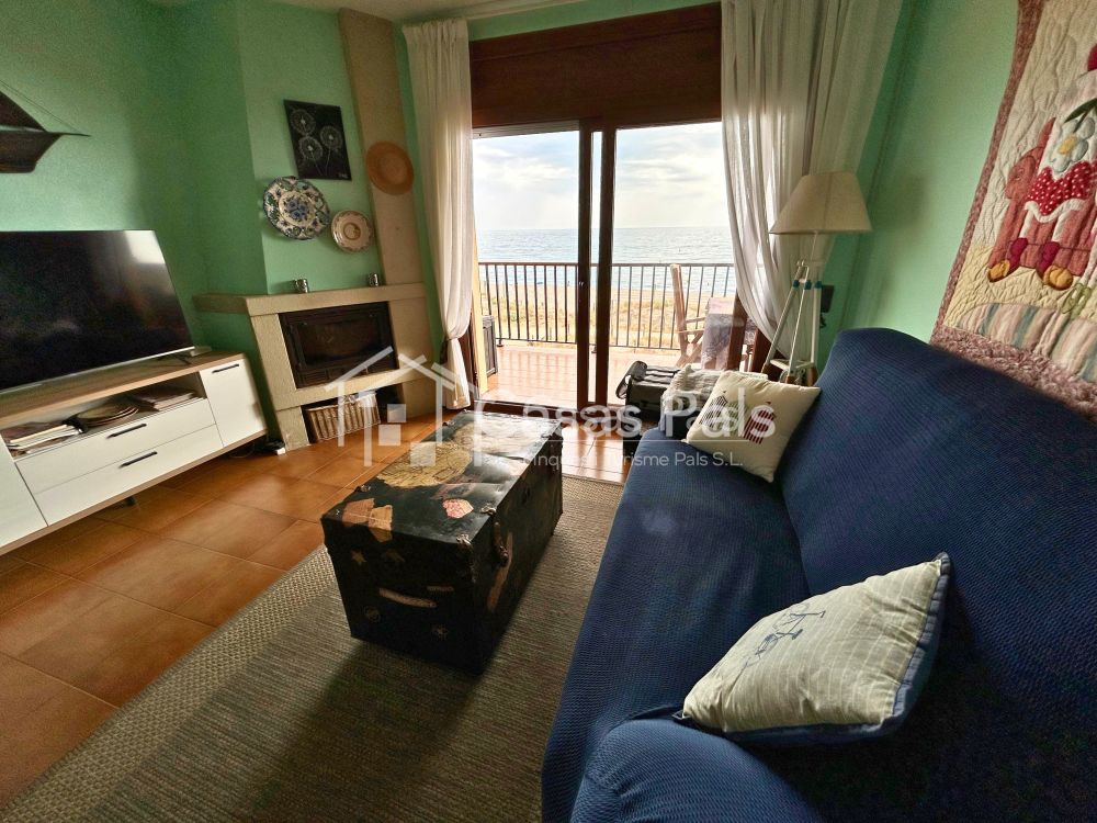 Primera línia de mar a Platja de Pals amb vistes de somni