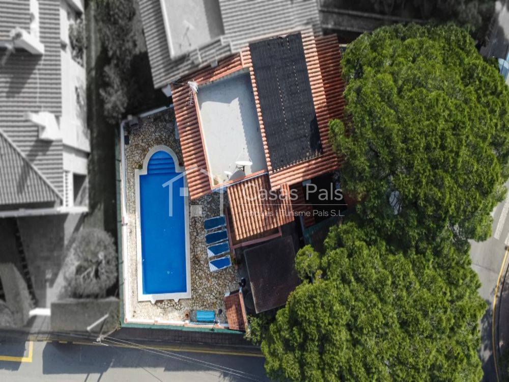 Villa with swimming pool next to Platja de Pals beach