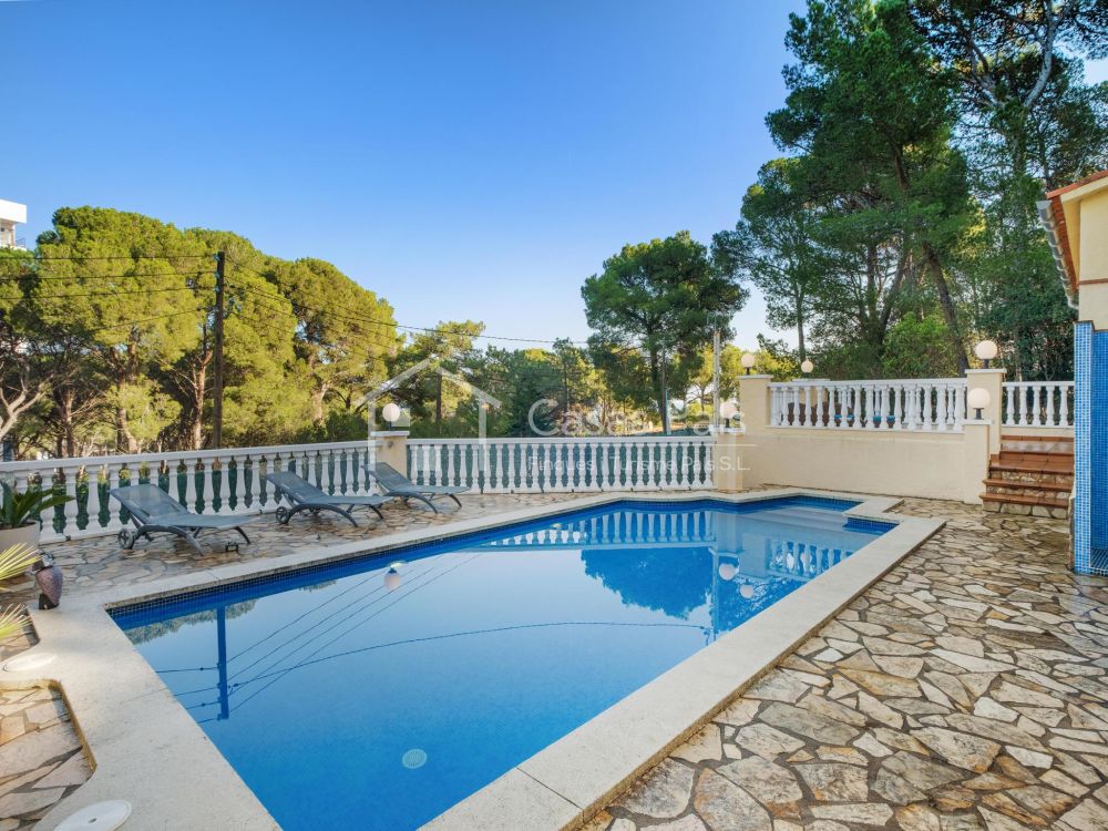 Casa unifamiliar a zona tranquil·la a Pals (Costa Brava)