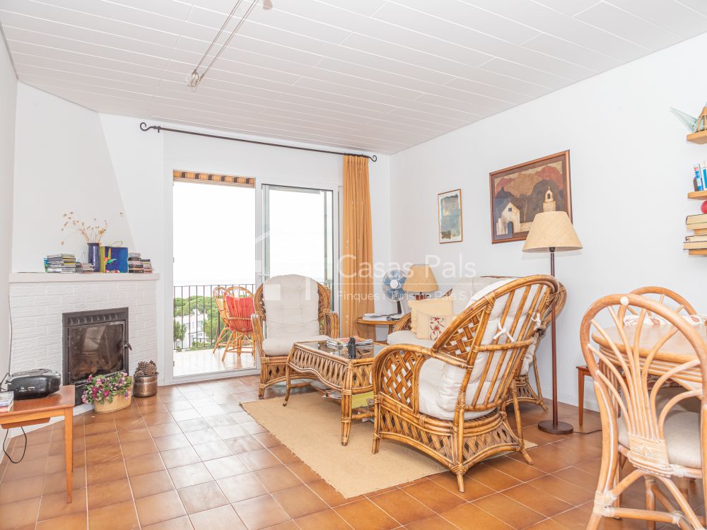 Apartment mit fantastischem Meerblick nur 10 Minuten zu Fuß vom Strand entfernt.