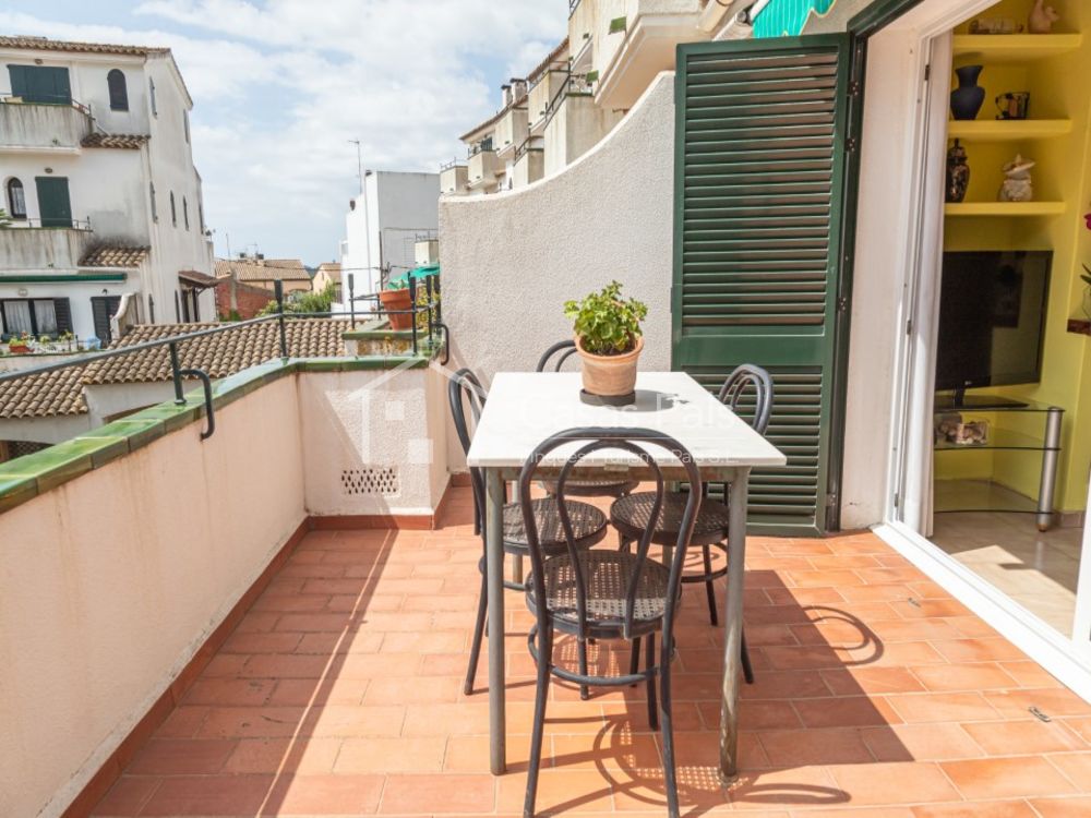 Semi-detached house in the center of Palafrugell