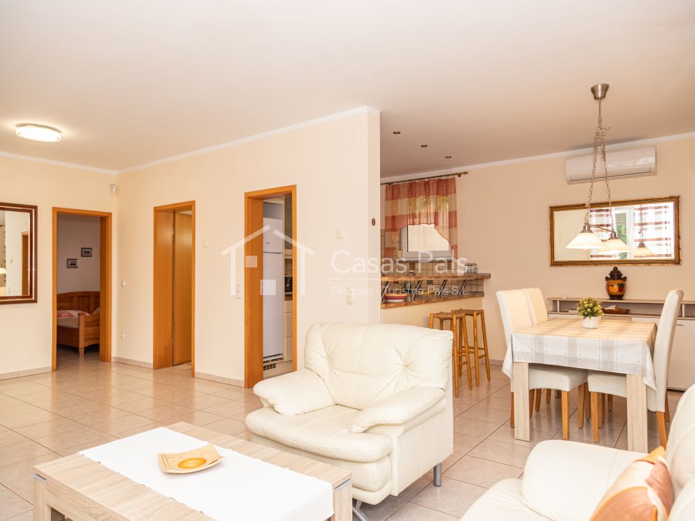 Large villa with sea views on Pals beach