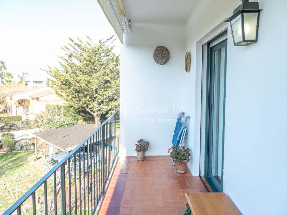 House with garden in Esclanyà