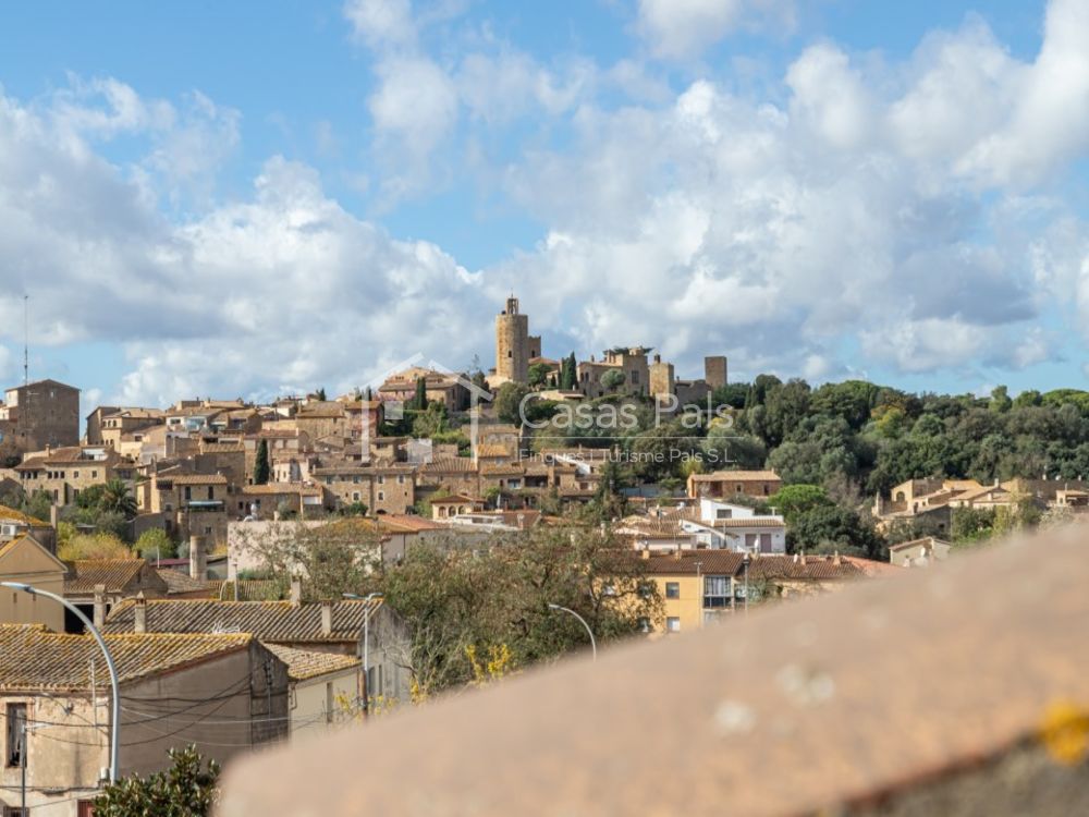  Maison dans la ville de Pals