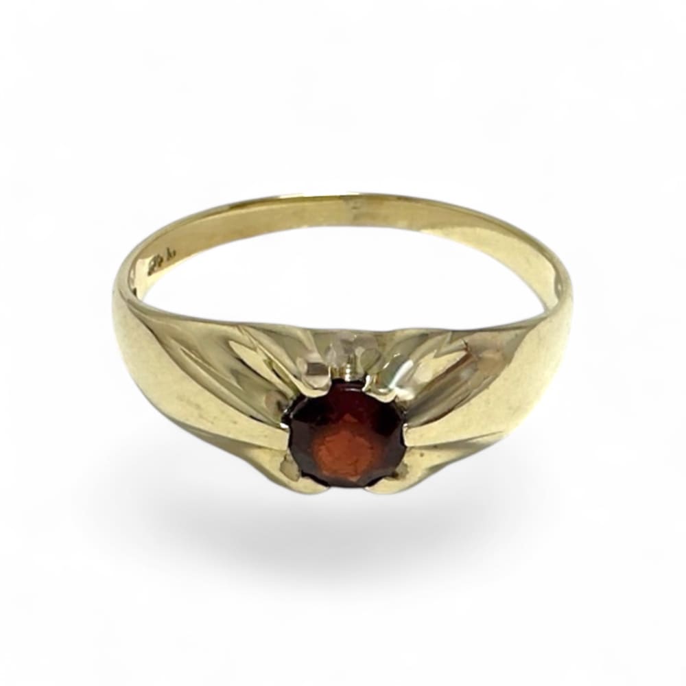 9ct Yellow Gold Ruby Signet Ring
