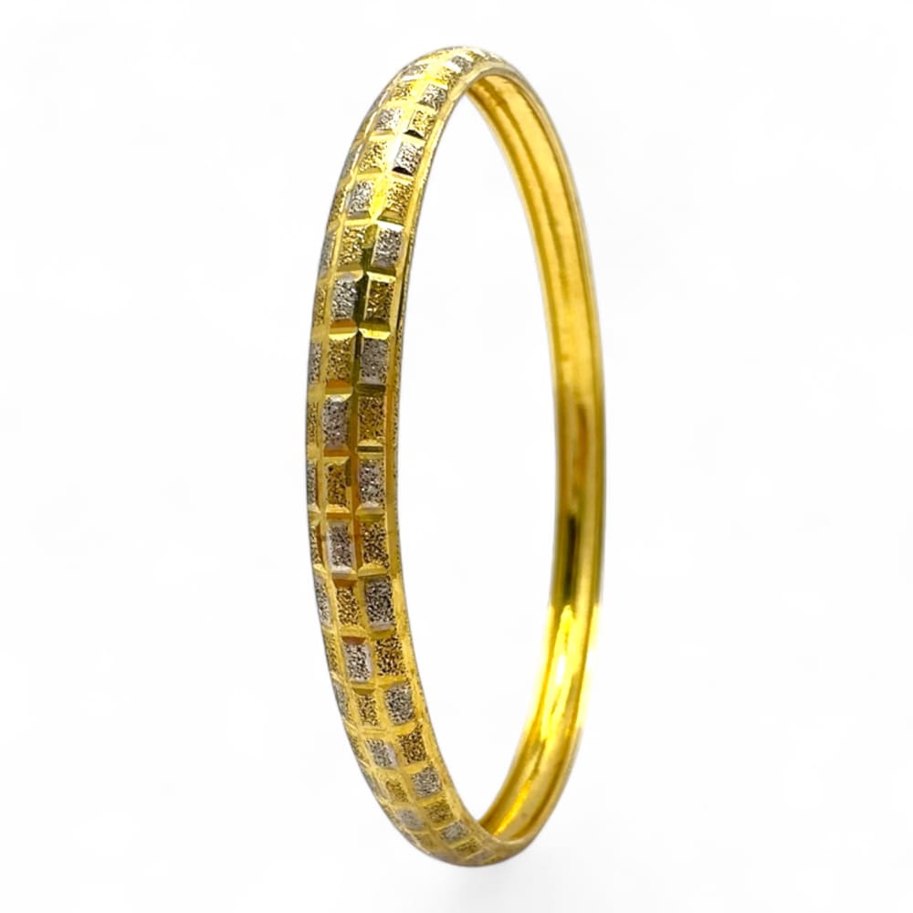 18ct Yellow Gold Amritsari Bangle 1 of 2
