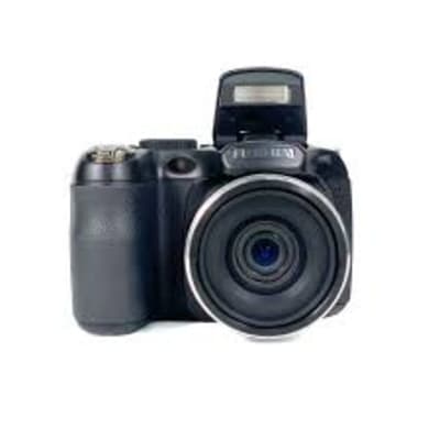 Fujifilm 14MP FINEPIX S2950 DIGITAL CAMERA