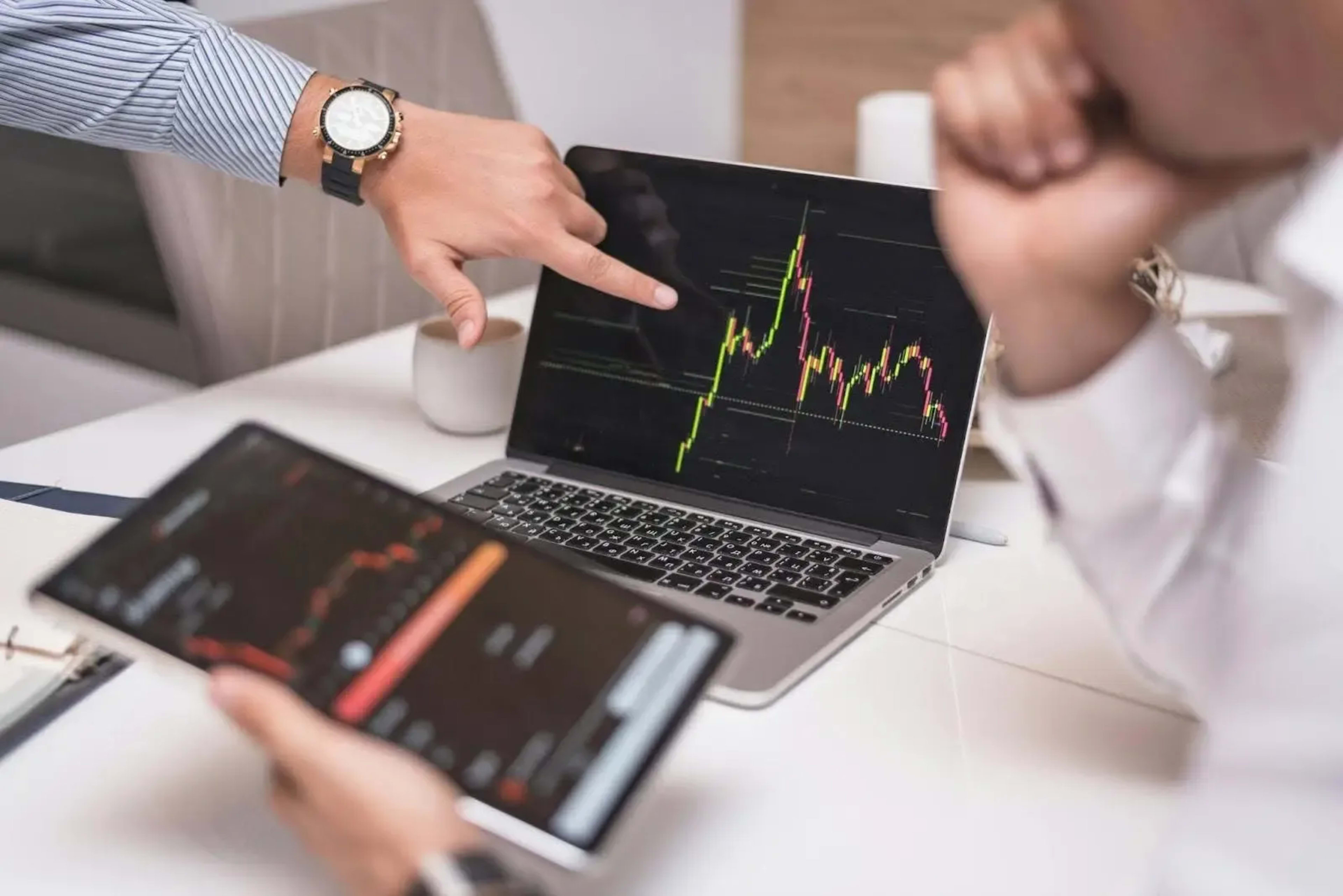 venture-debt-vs-equity.webp