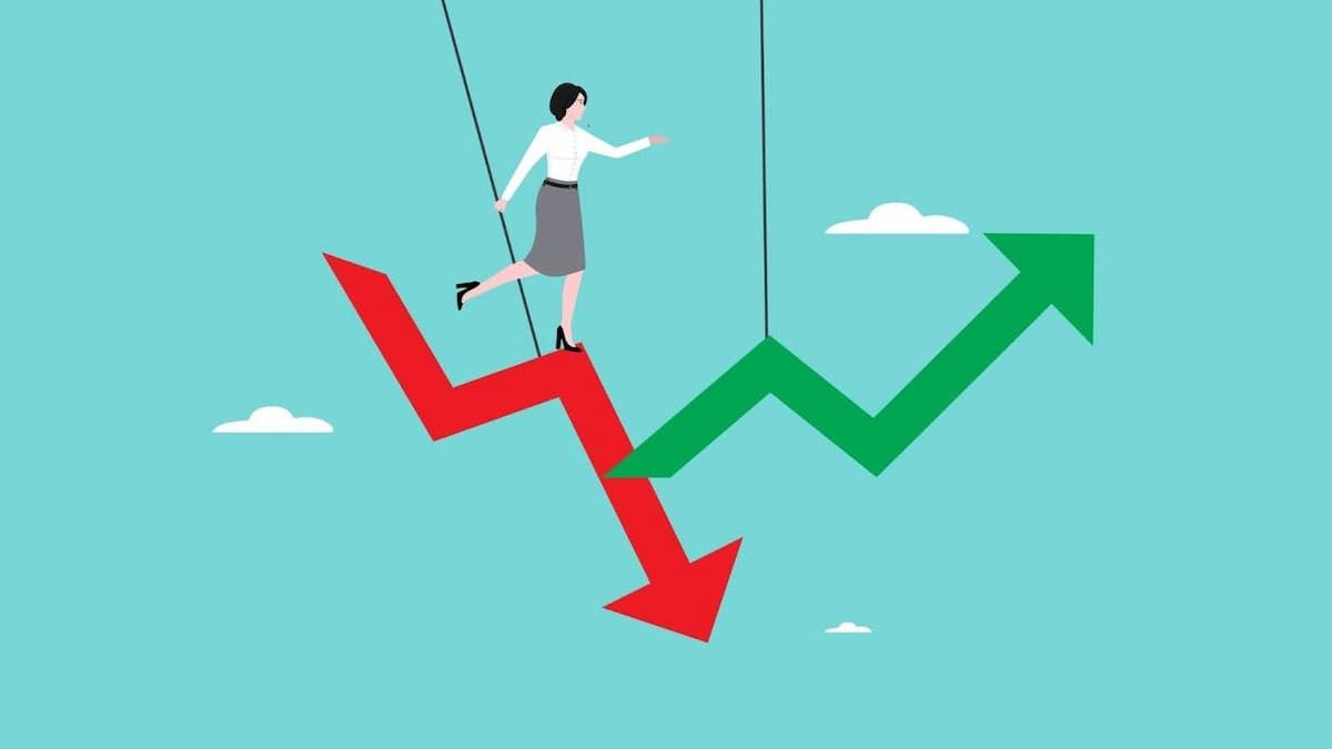declining-financial-reports.jpg