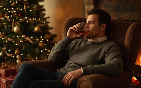 A Christmas Whisky Guide for Every Festive Moment