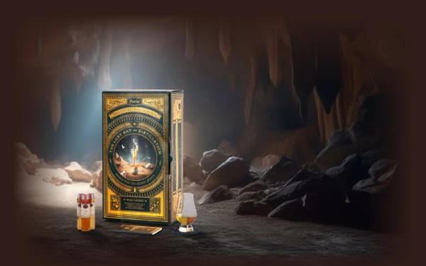 The Ultimate Holiday Gift: Flaviar's Whiskey Advent Calendar 2023