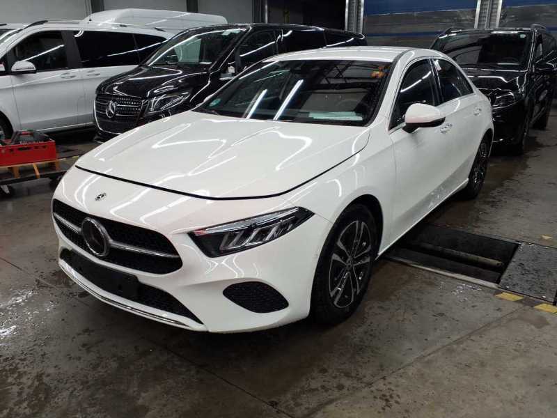 Mercedes-Benz A