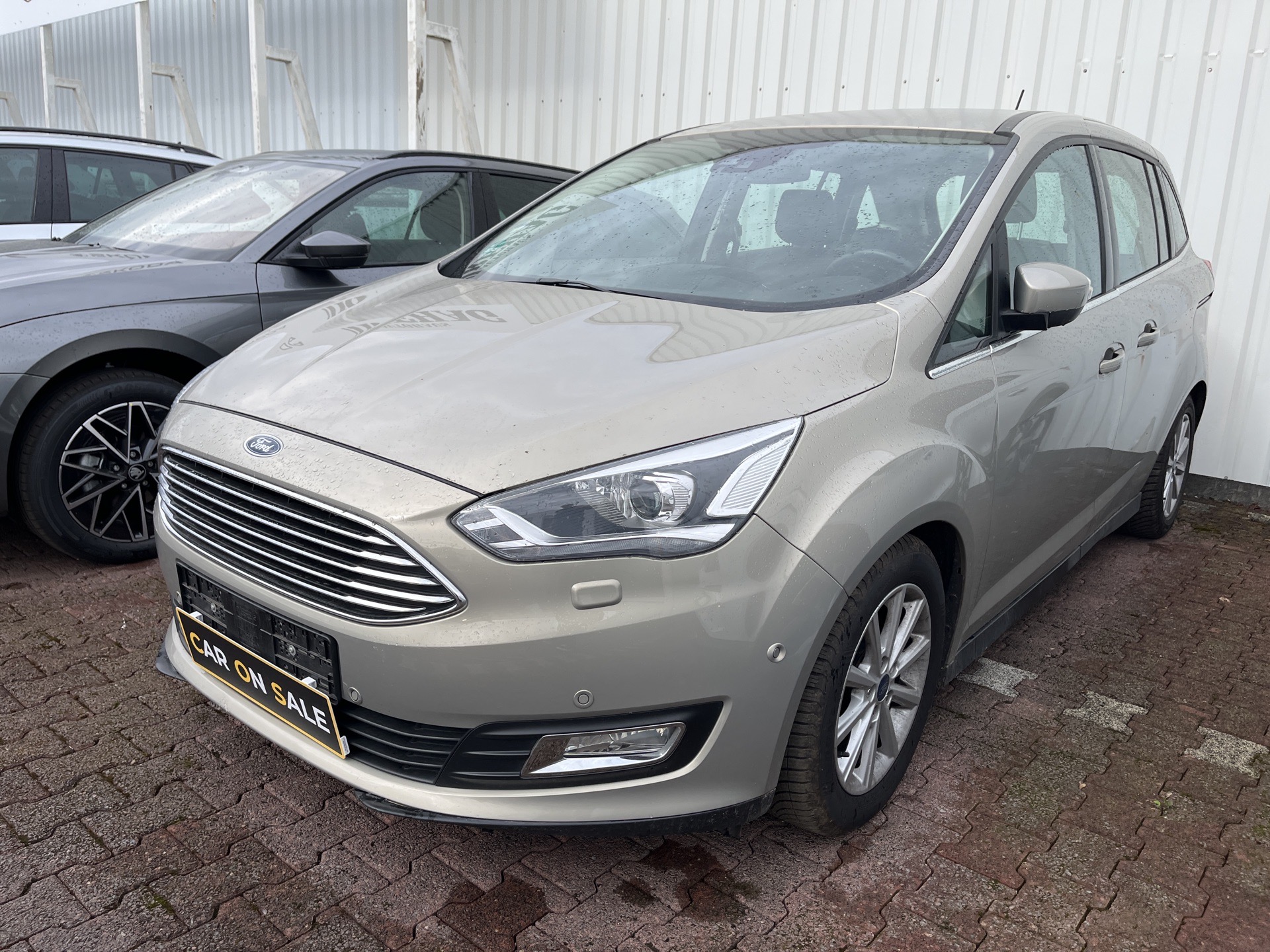 Ford Grand
