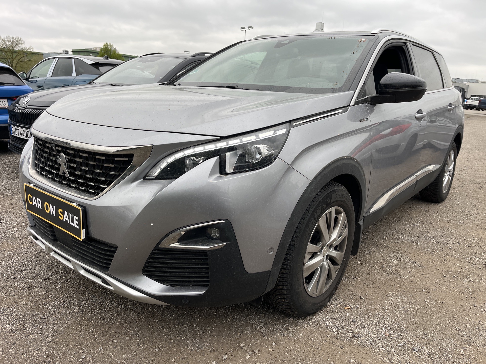 Peugeot 5008