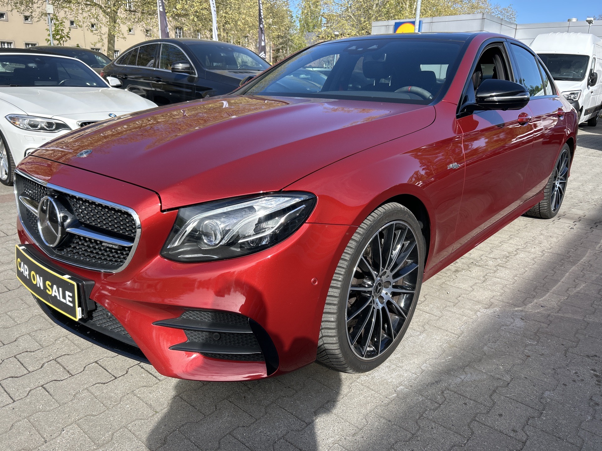 Mercedes-Benz E