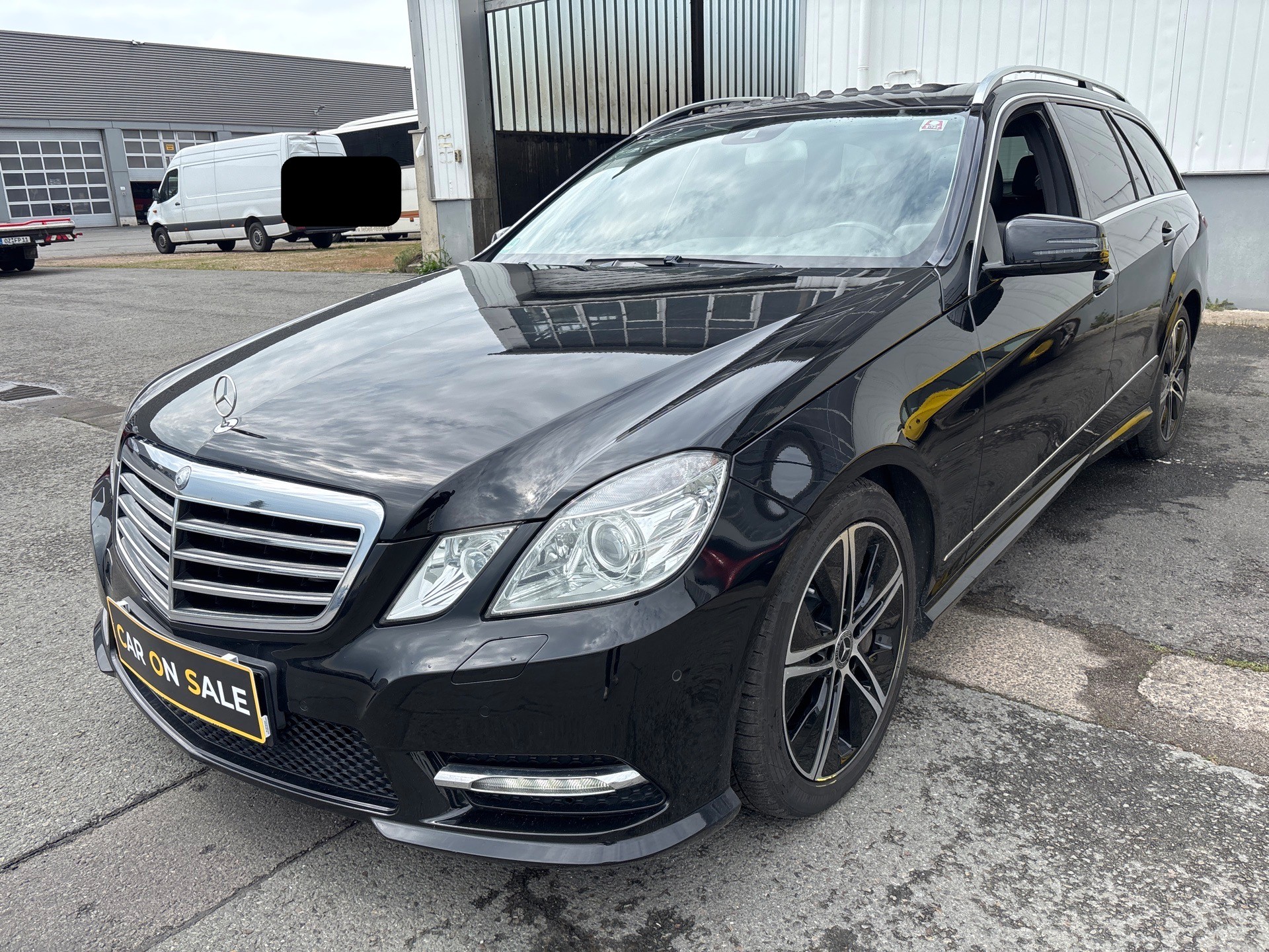 Mercedes-Benz E