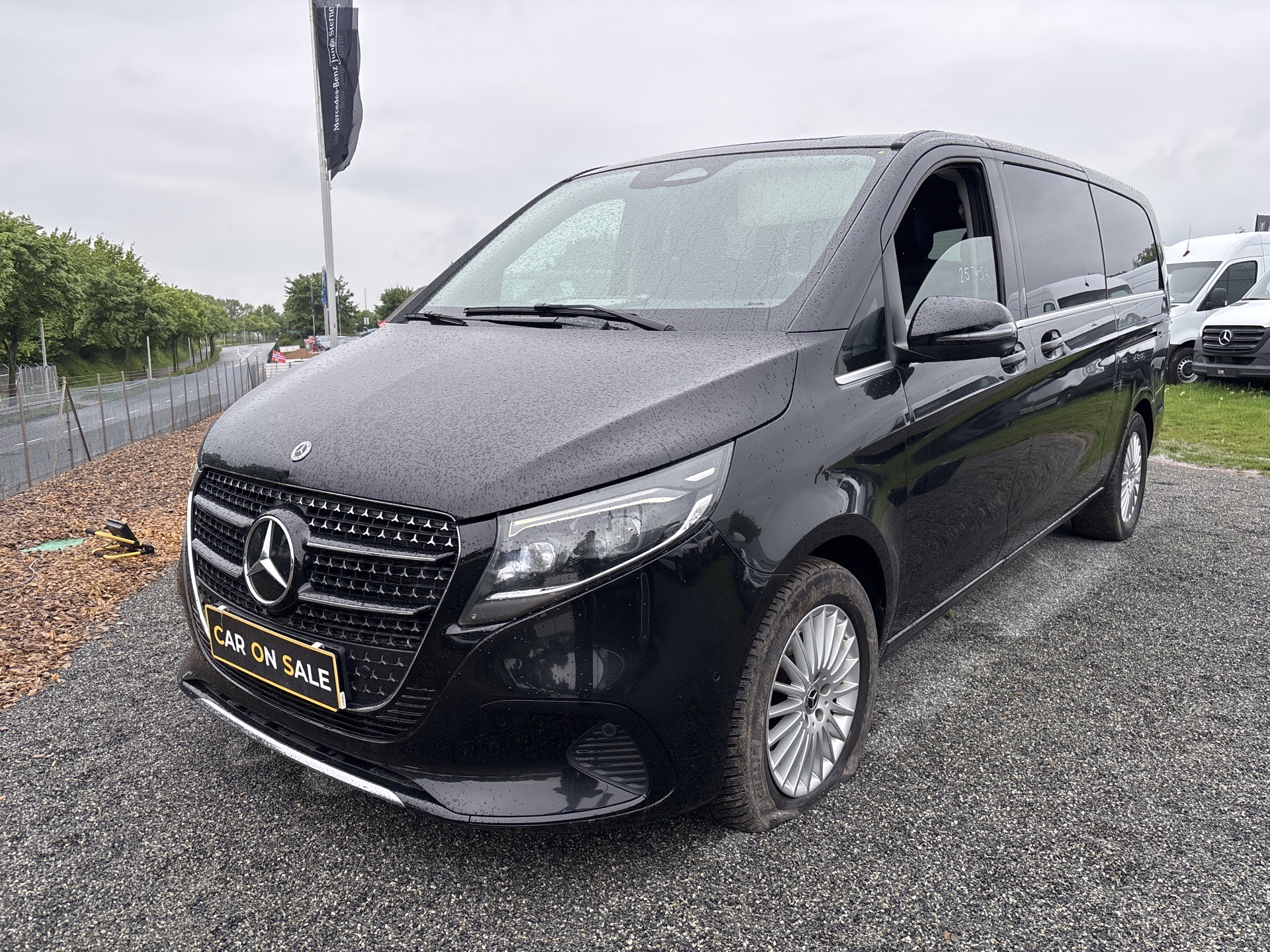 Mercedes-Benz V