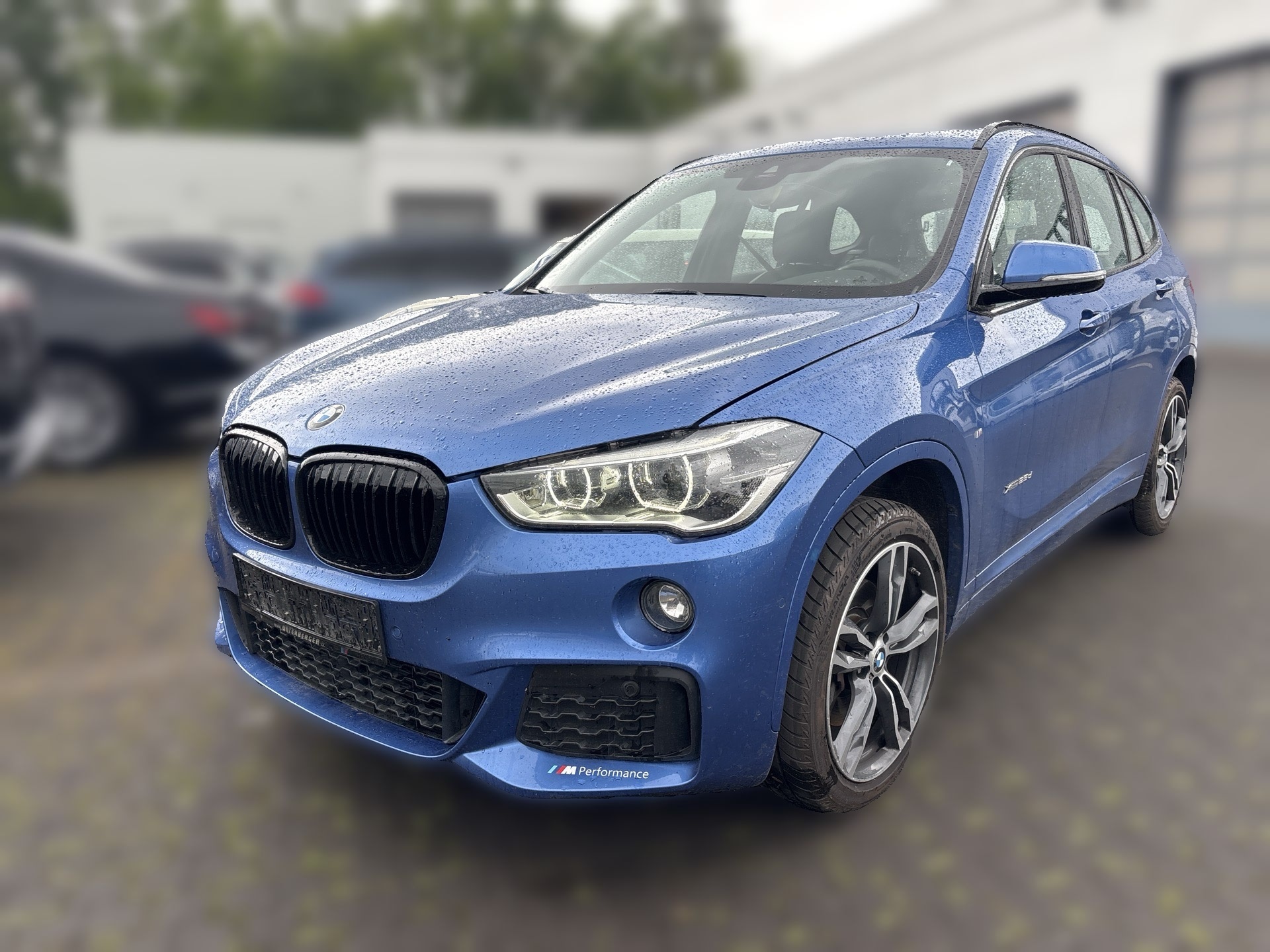 BMW X1