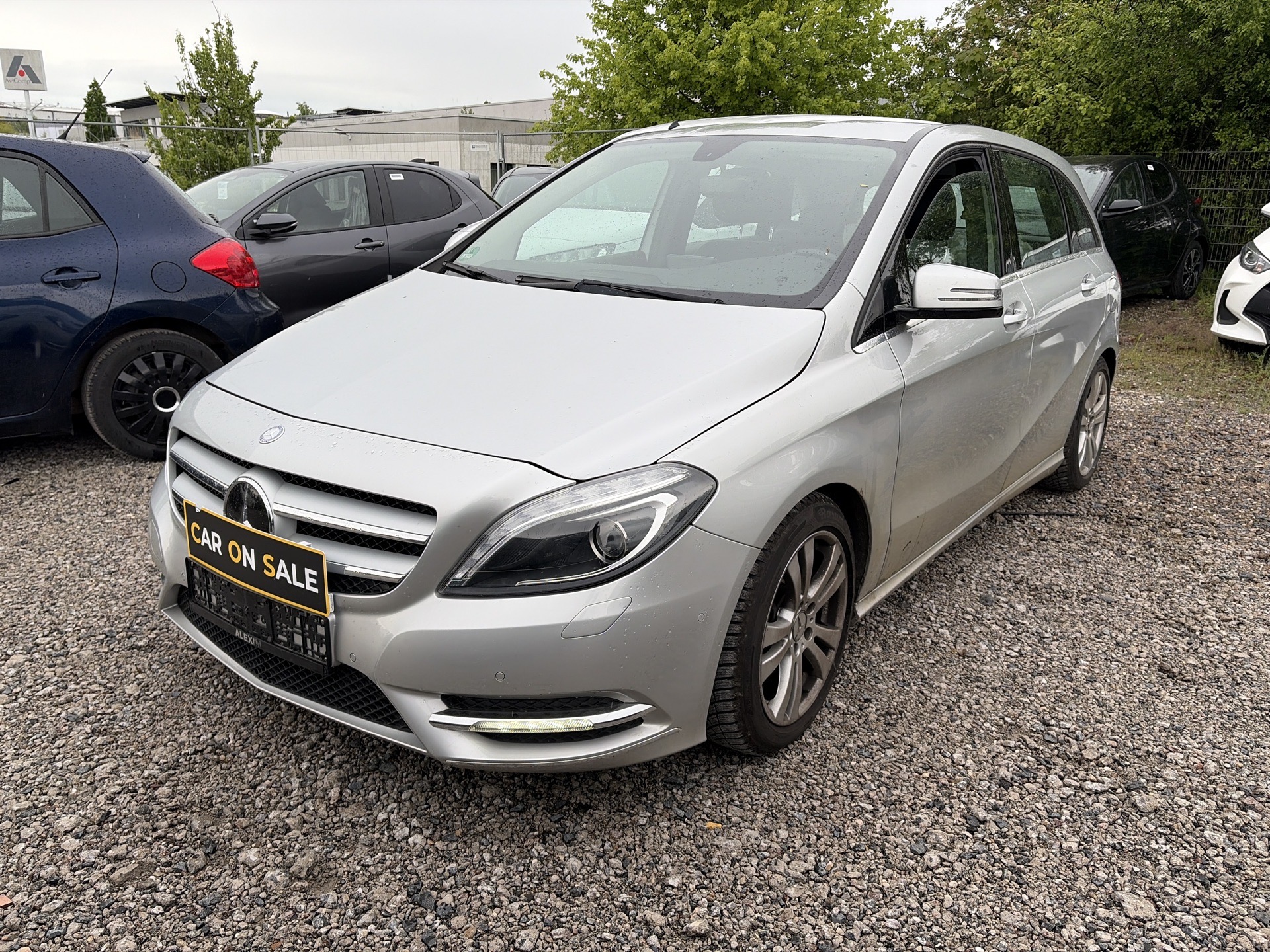 Mercedes-Benz B