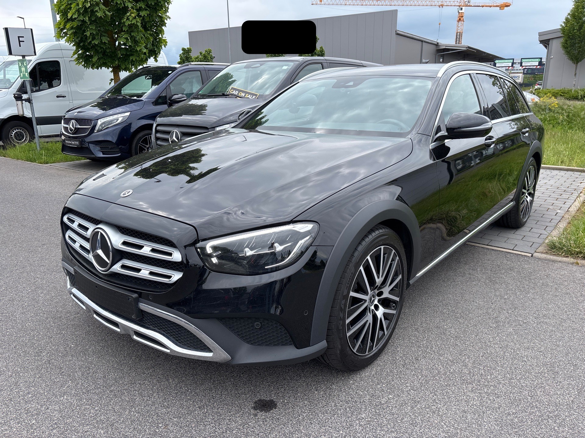 Mercedes-Benz E