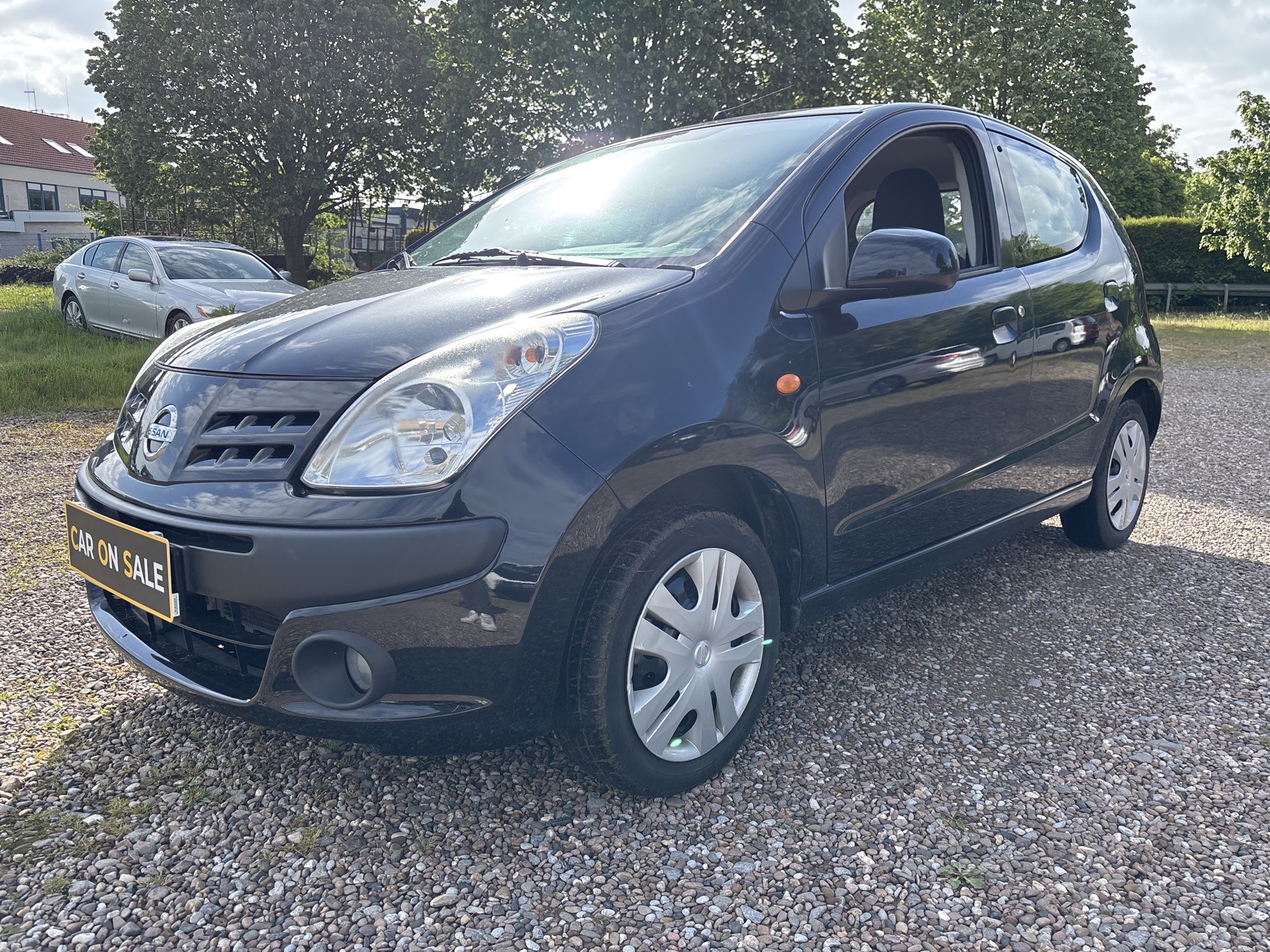Nissan Pixo