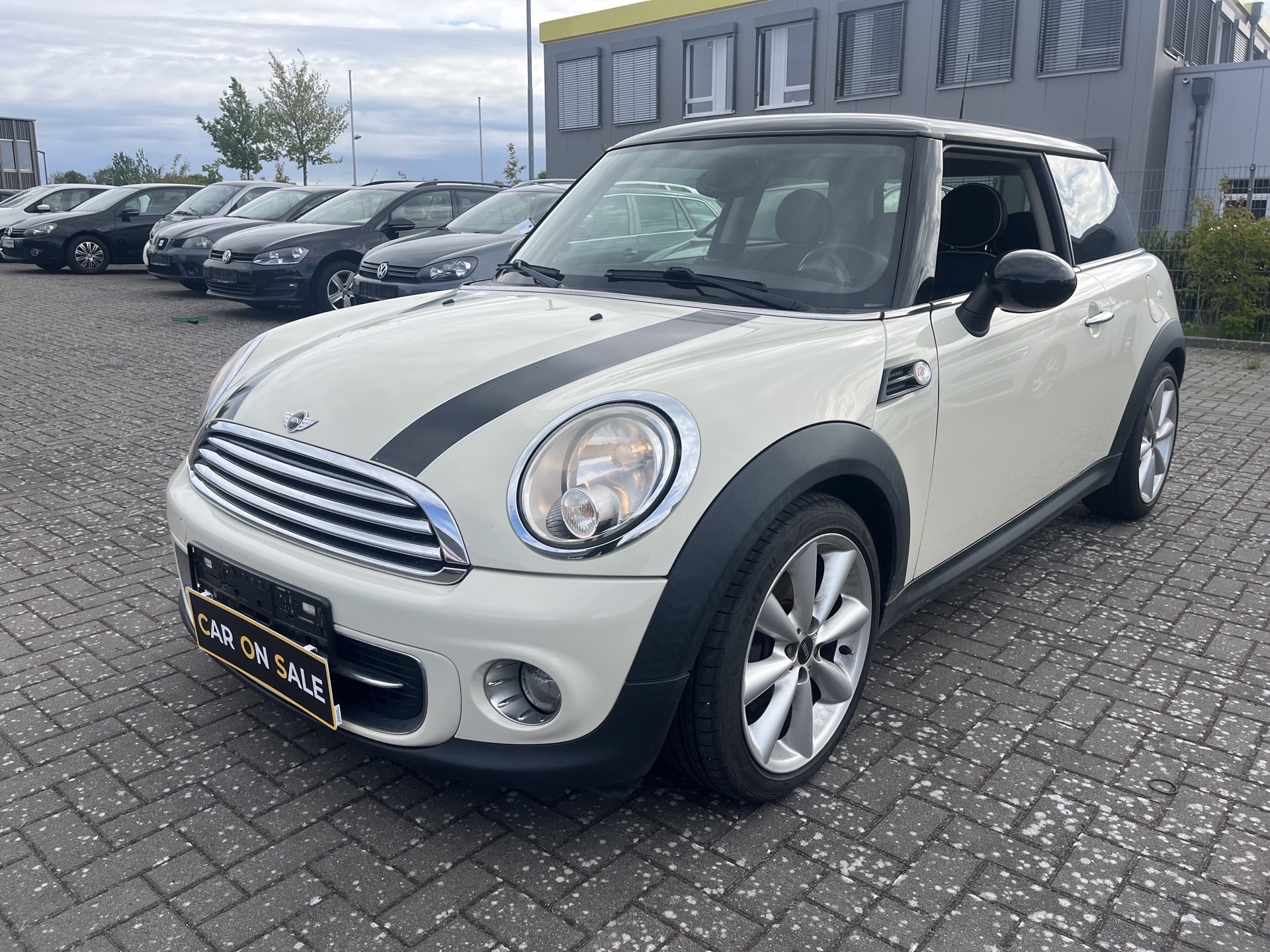 MINI 