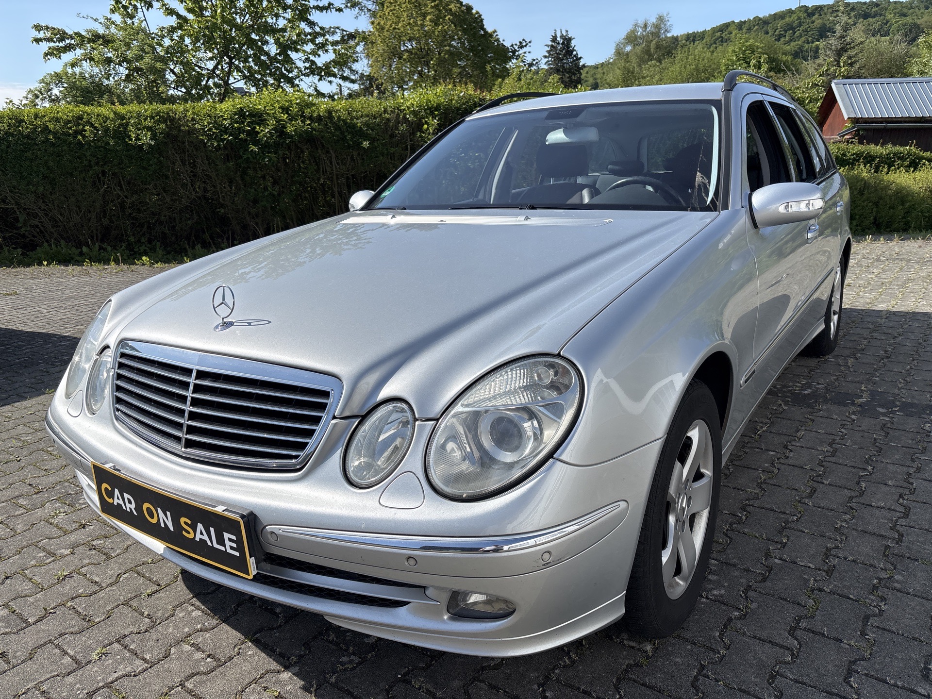 Mercedes-Benz E