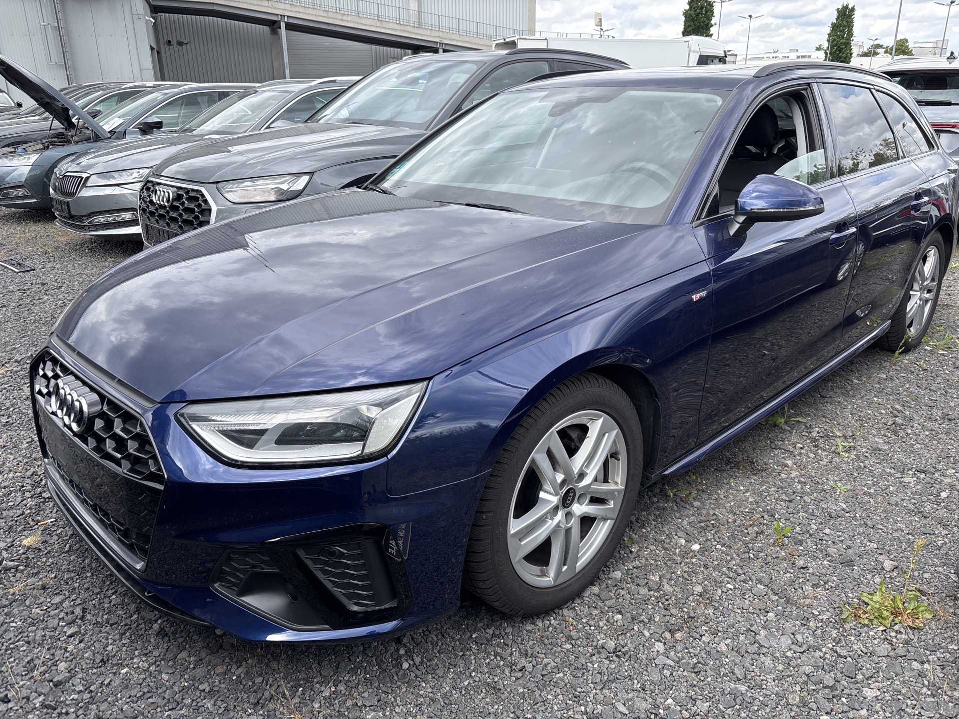 Audi A4