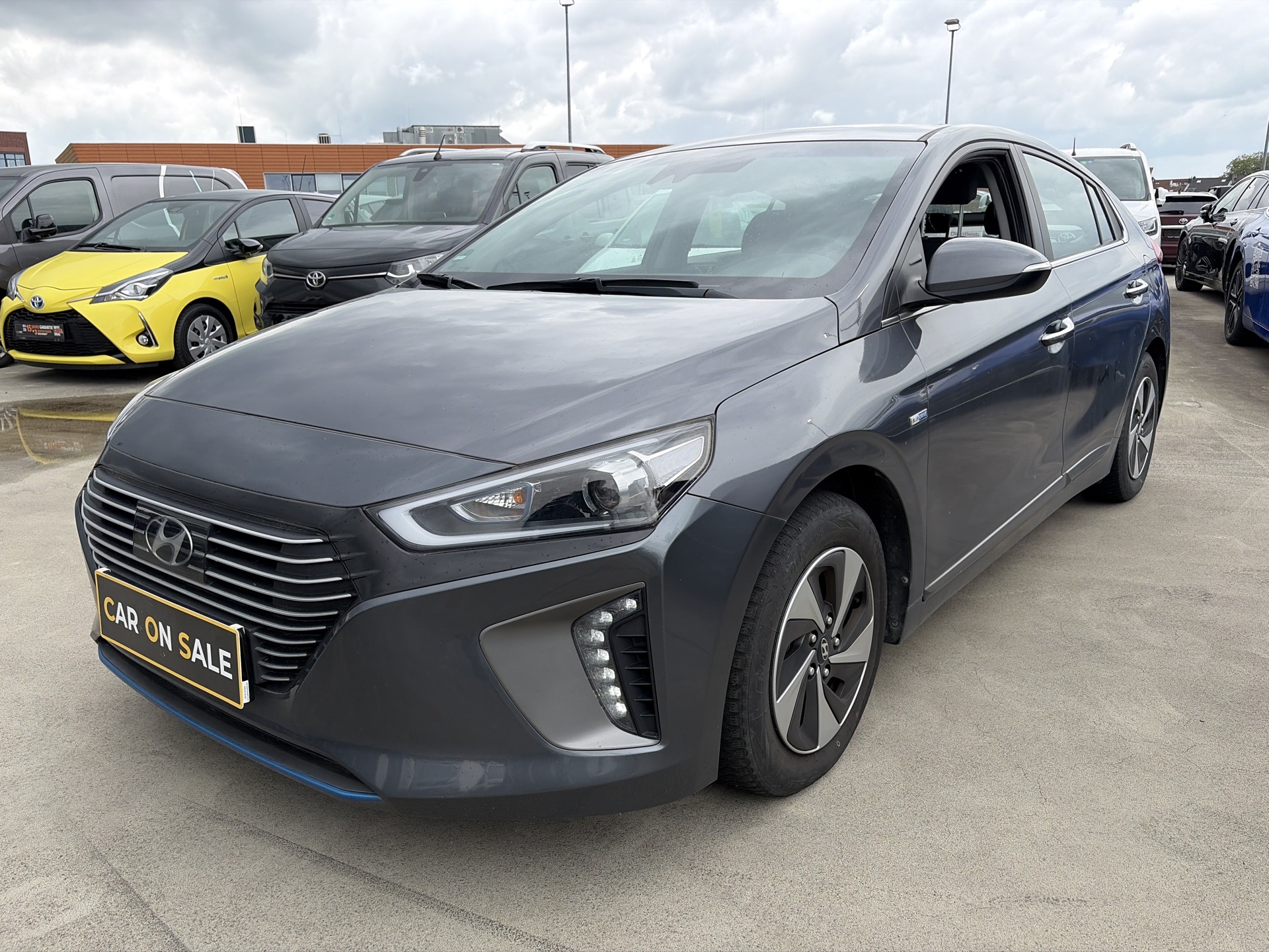 Hyundai Ioniq