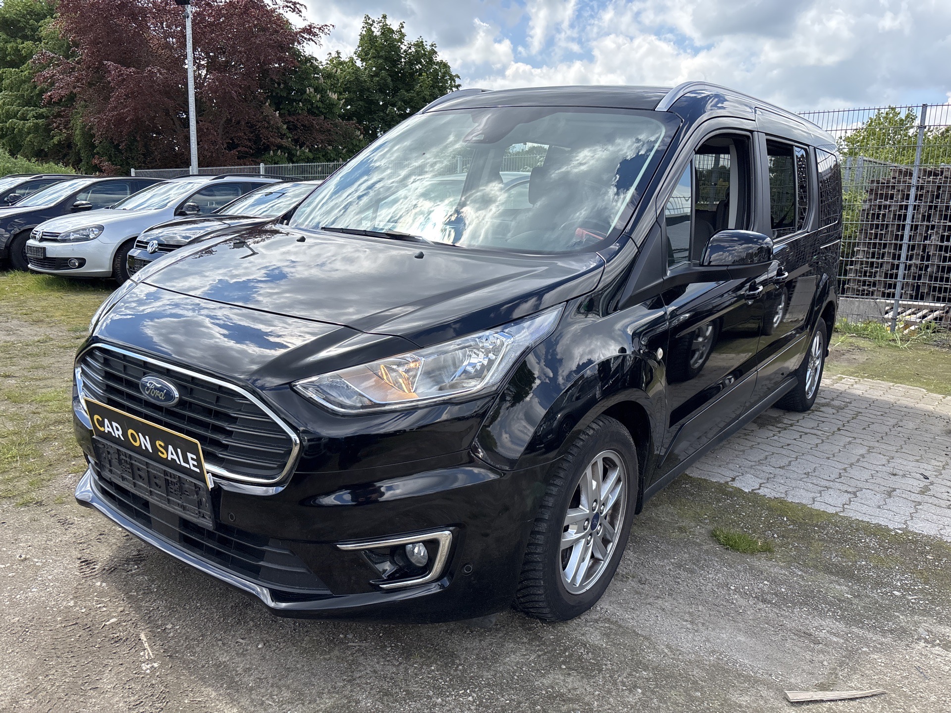 Ford Grand