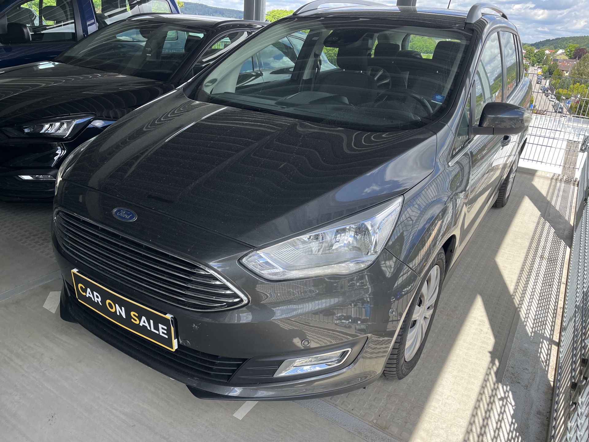 Ford Grand