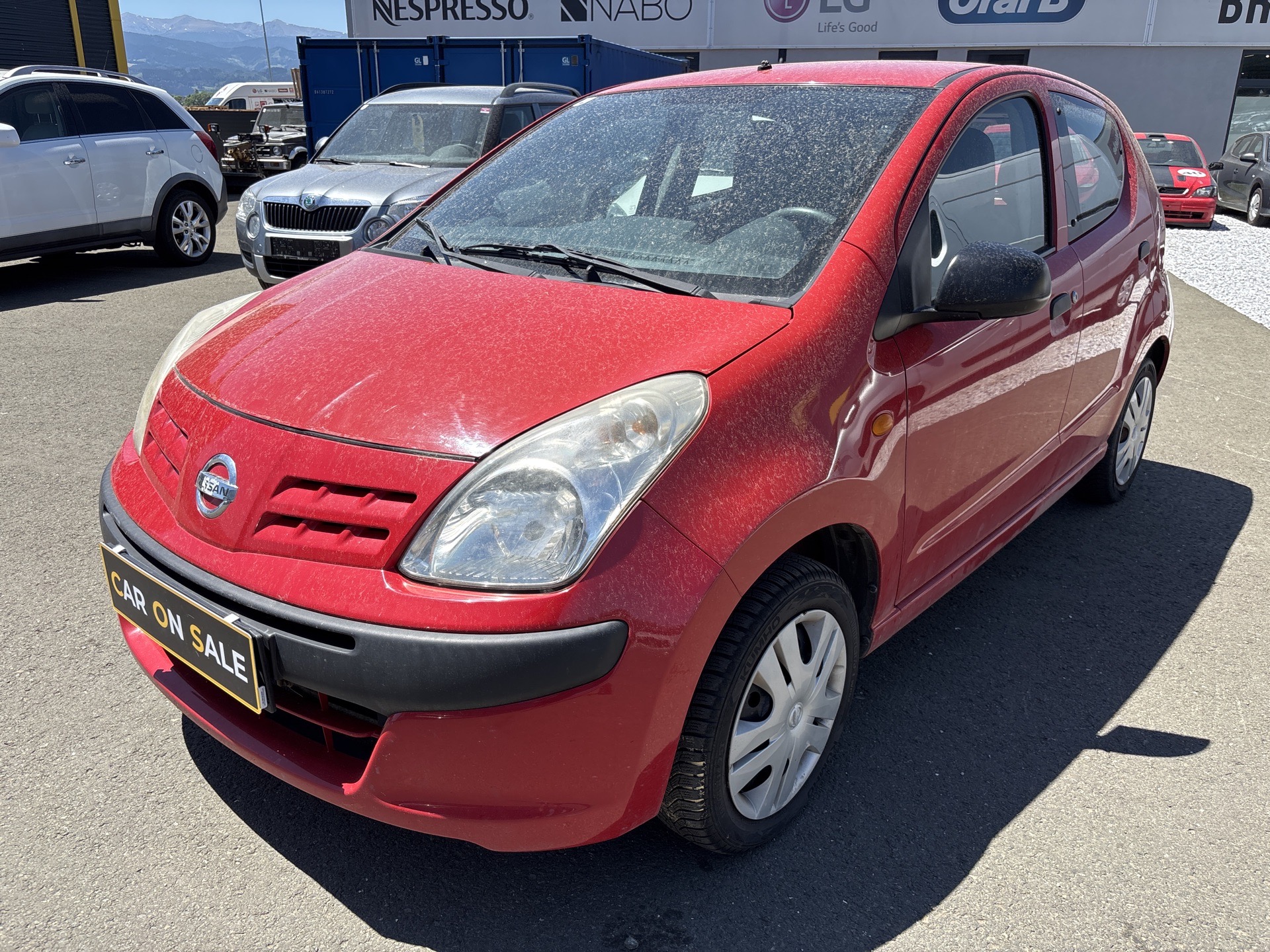 Nissan Pixo