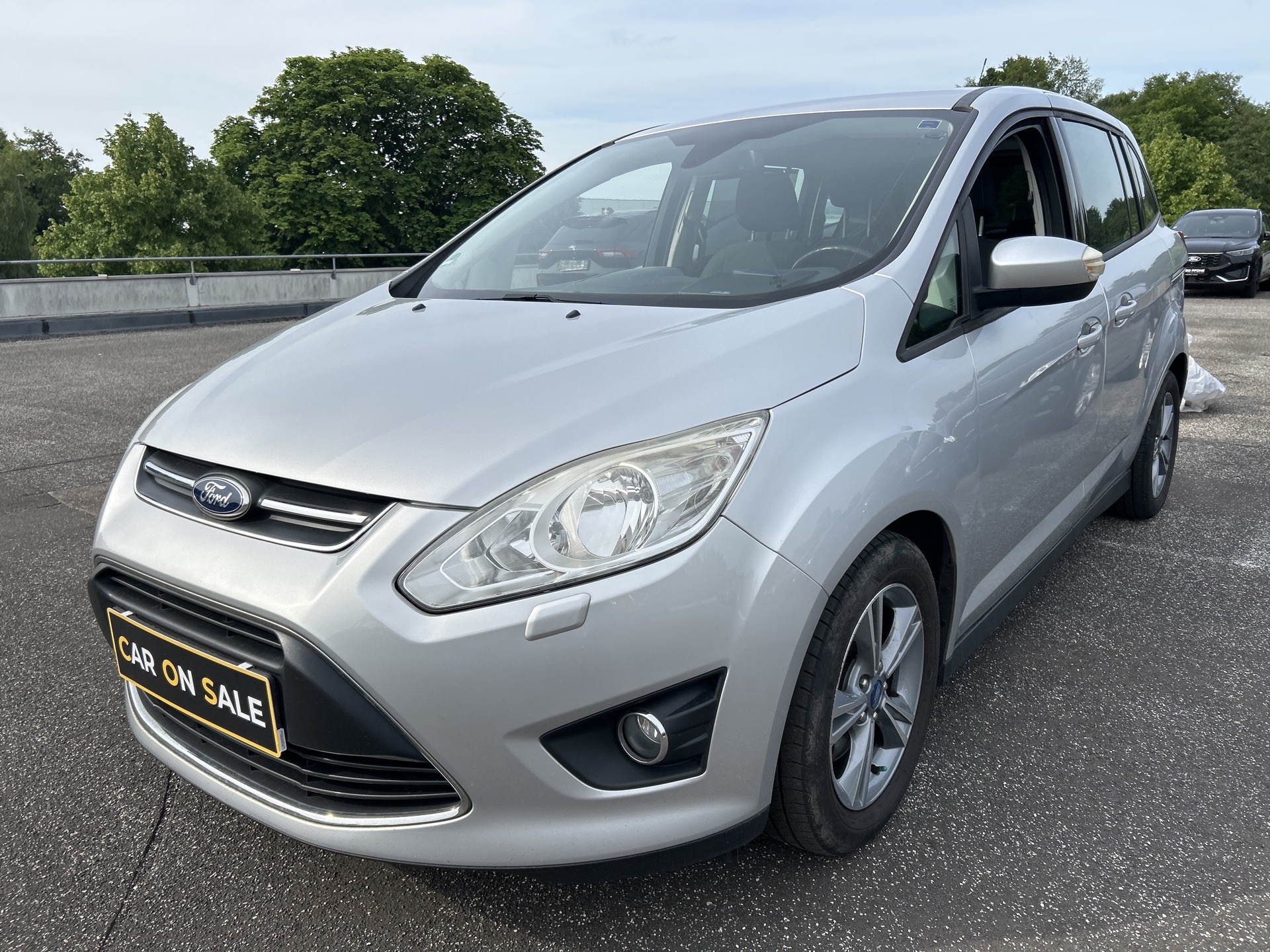 Ford Grand