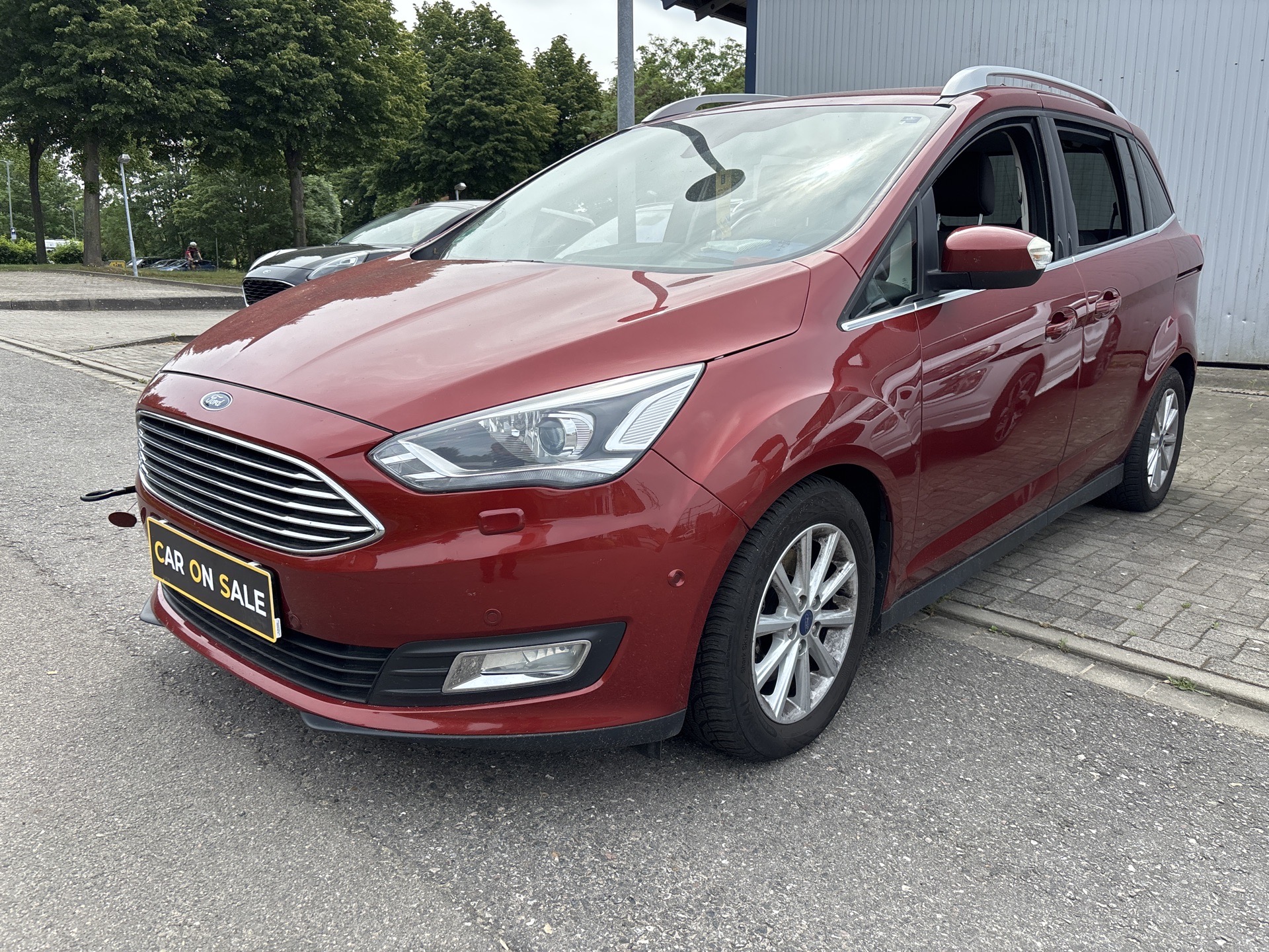 Ford Grand