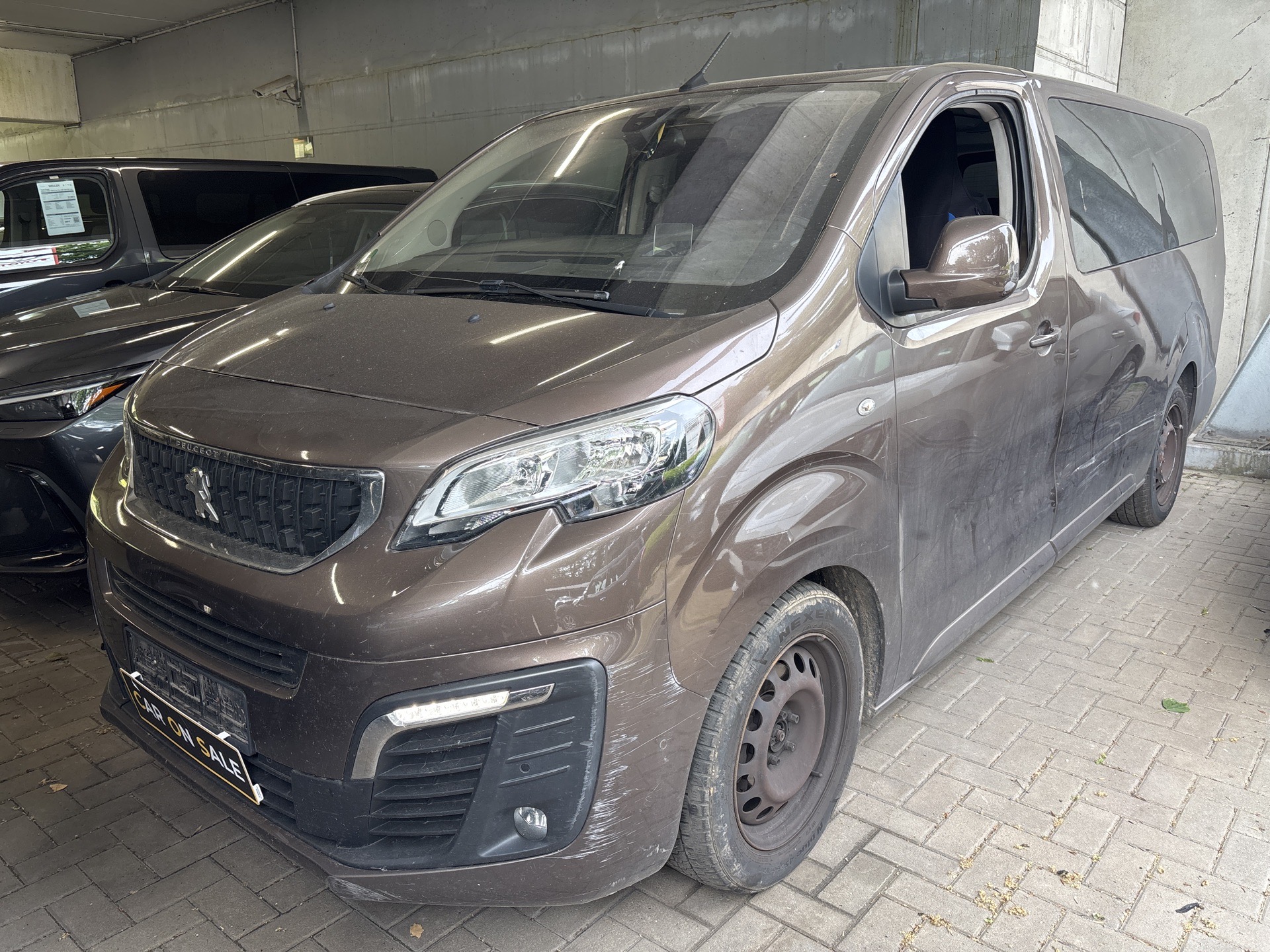 Peugeot Traveller