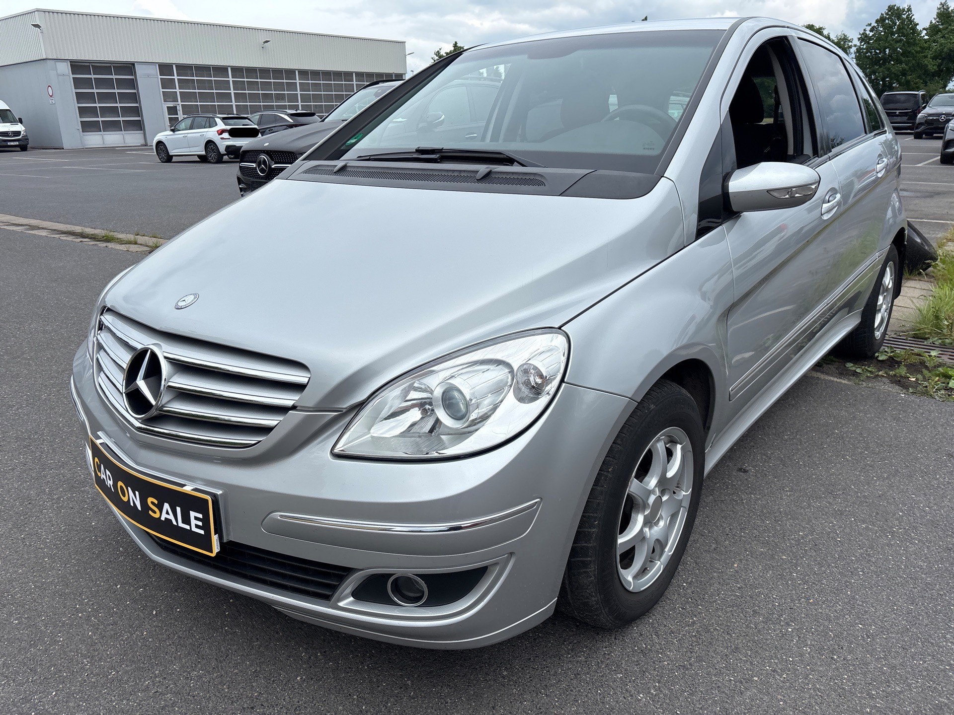 Mercedes-Benz B