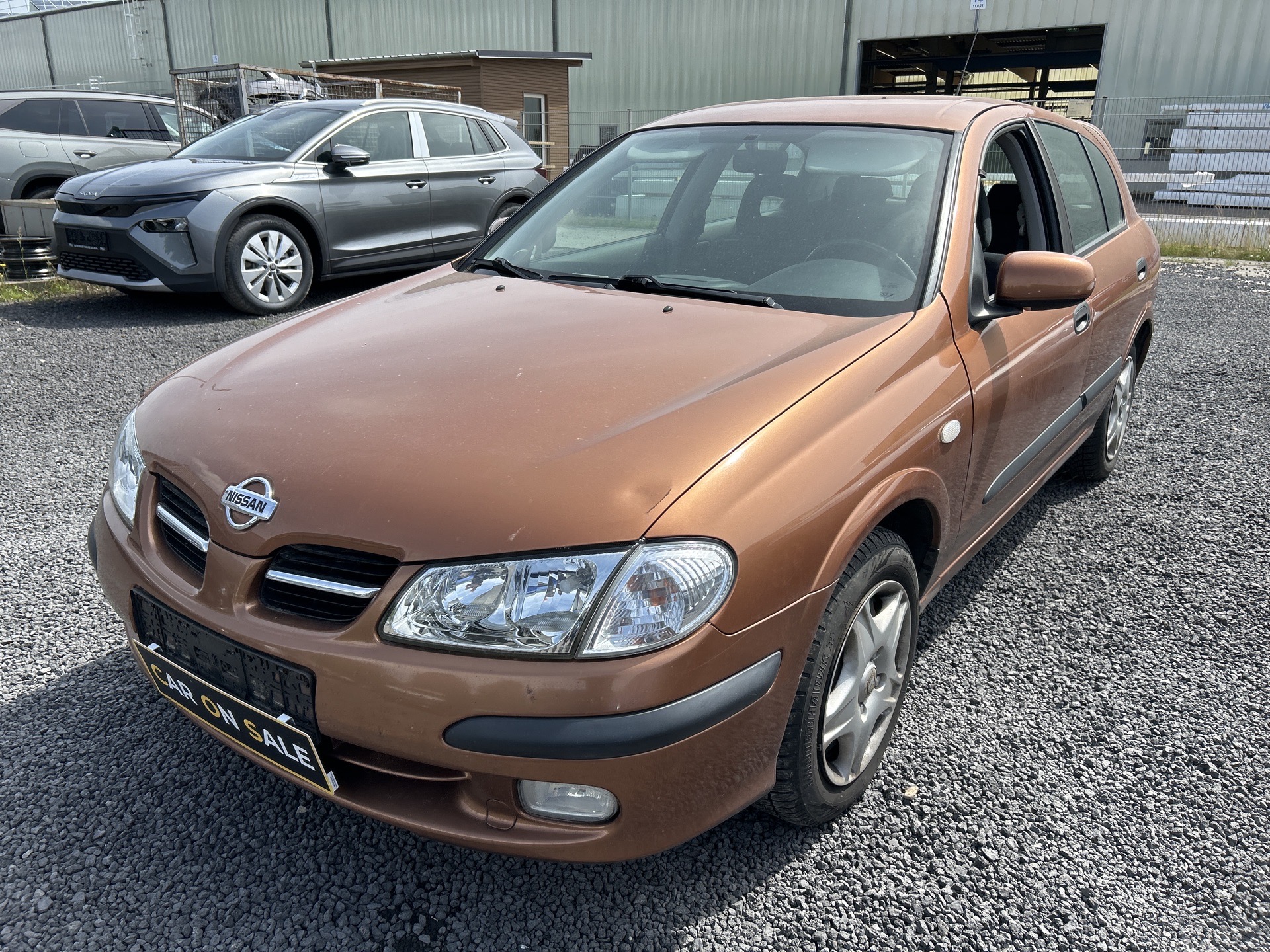 Nissan Almera